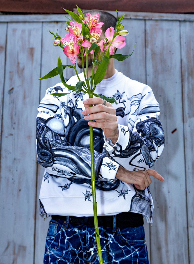 <h1><strong>CLOTHES AS CANVAS</strong></h1>